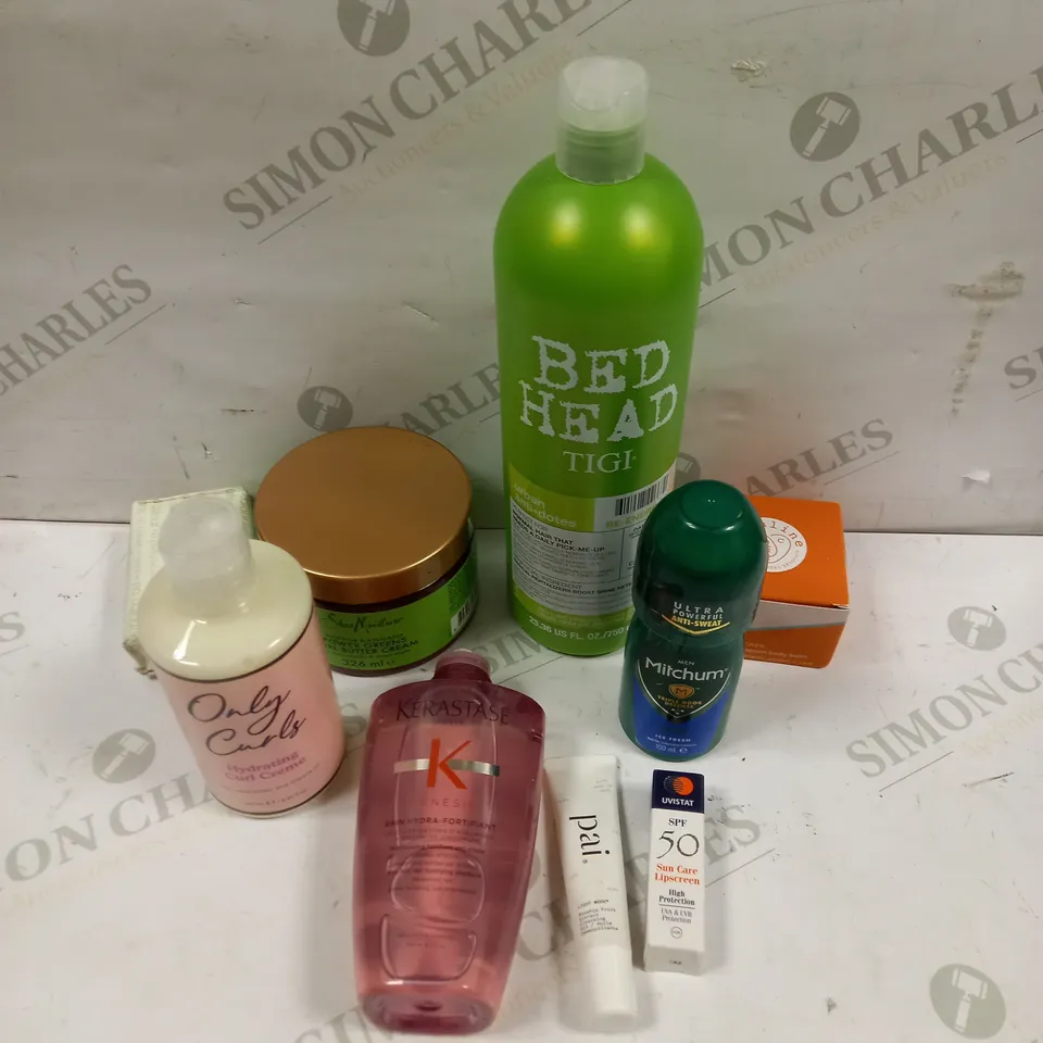 BOX OF APPROXIMATELY 20 ASSORTED HEALTH & BEAUTY PRODUCTS TO INCLUDE BED HEAD CONDITIONER, POWER GREENS CURL BUTTER CREAM, PAI CLEANSING OIL ETC 