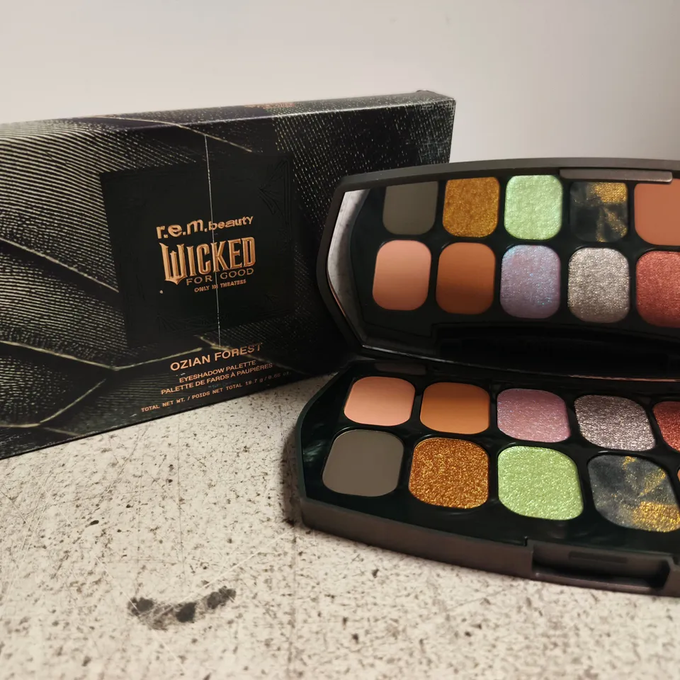 BOXED R.E.M. BEAUTY WICKED FOR GOOD OZIAN FOREST EYESHADOW PALETTE 