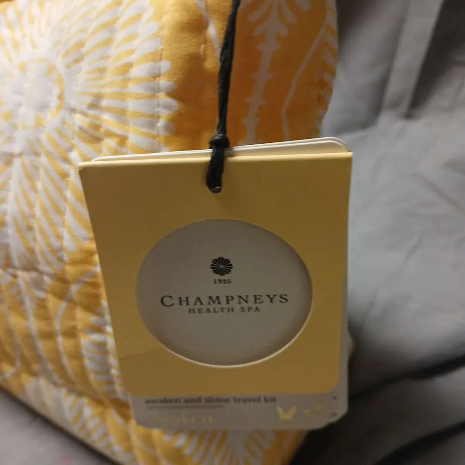 CHAMPNEYS HEALTH SPA YELLOW QUILTED ZIP POUCH