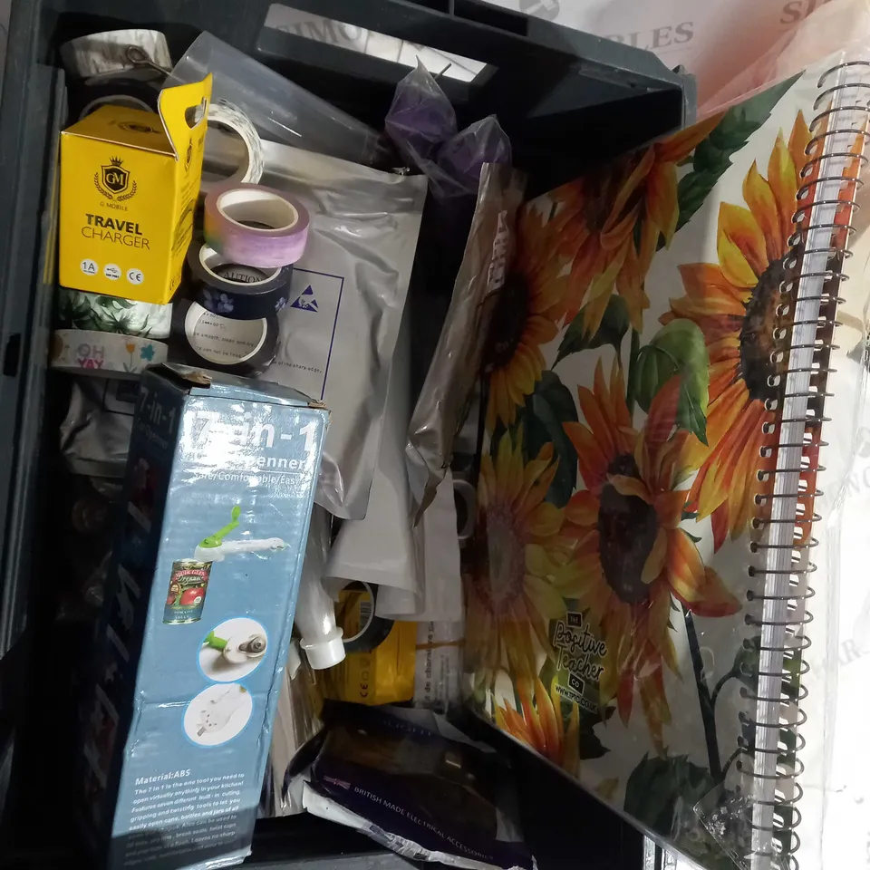 APPROX 15 HOUSEHOLD ITEMS TO INCLUDE PINK SALT, REED DIFFUSER, TITANIUM FLATS