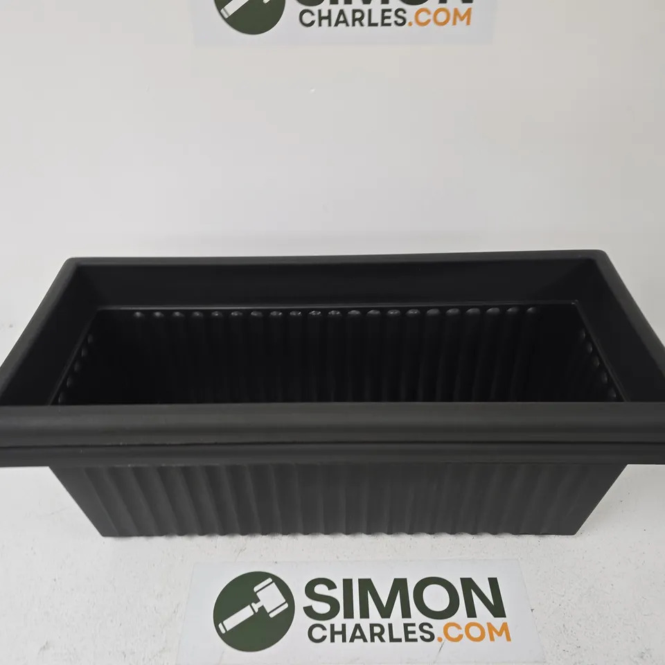 2X RECTANGULAR BLACK PLASTIC GARDEN PLANTER BOX, RIBBED EXTERIOR