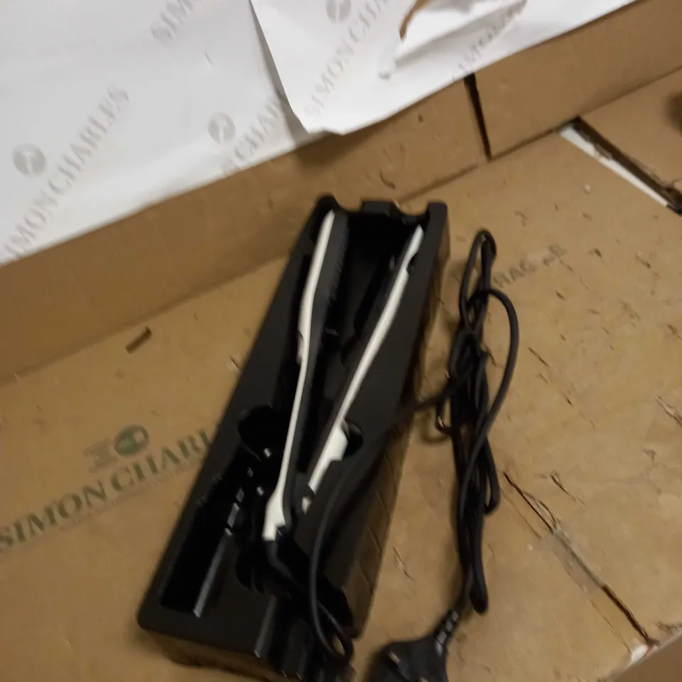 L'ORÉAL PROFESSIONNEL STEAMPOD 3.0 STEAM HAIR STRAIGHTENER 