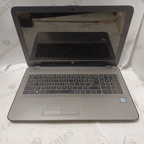HP TPN-C125 LAPTOP