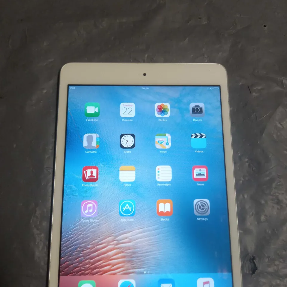 APPLE IPAD MINI 1ST GENERATION 16GB MD531B/A
