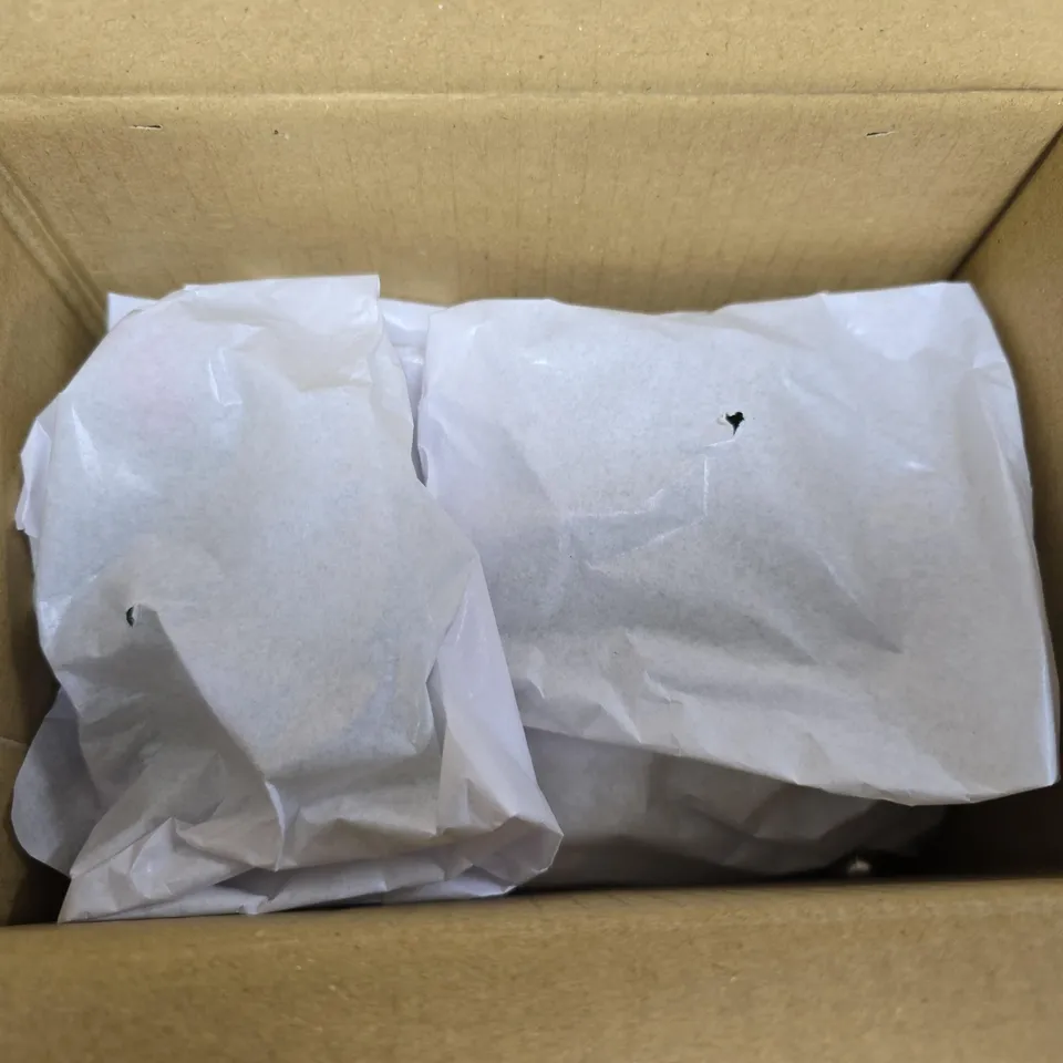 BOX OF APPROXIMATELY 12 GISELA GRAHAM HOLLY HANGING TREE DECORATIONS