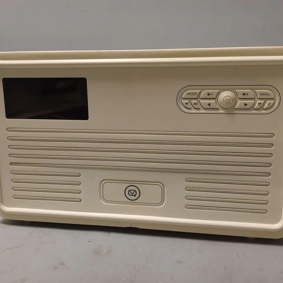 BOXED VQ RETRO BLUETOOTH DAB RADIO - CREAM