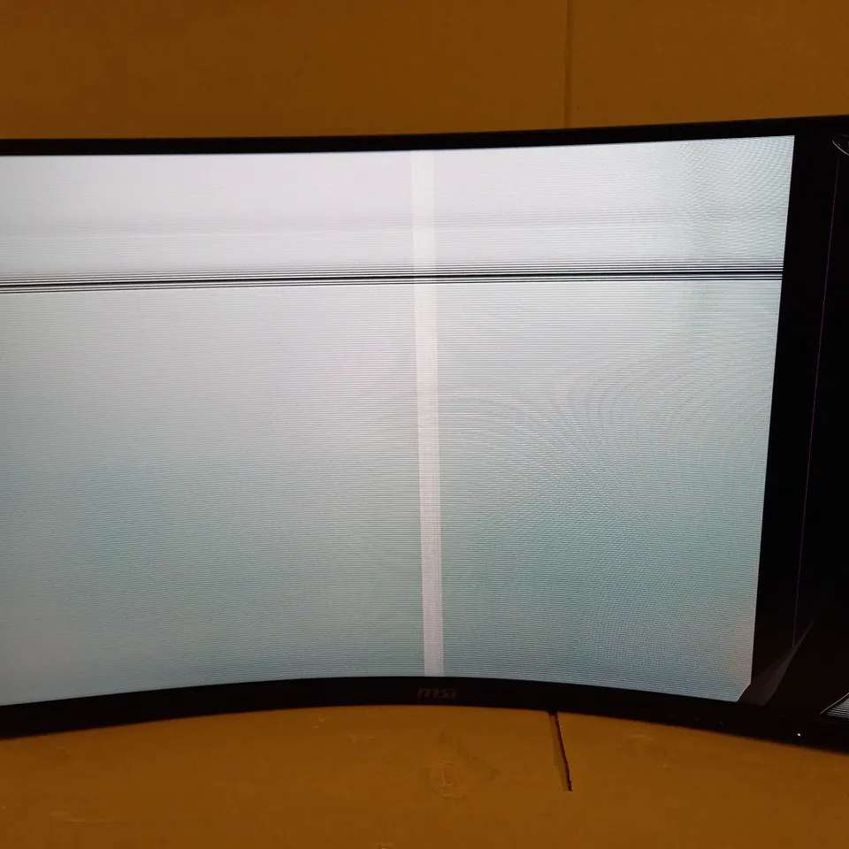 OPTIX G271CQP 27 INCH CURVED GAMING MONITOR  RRP £598