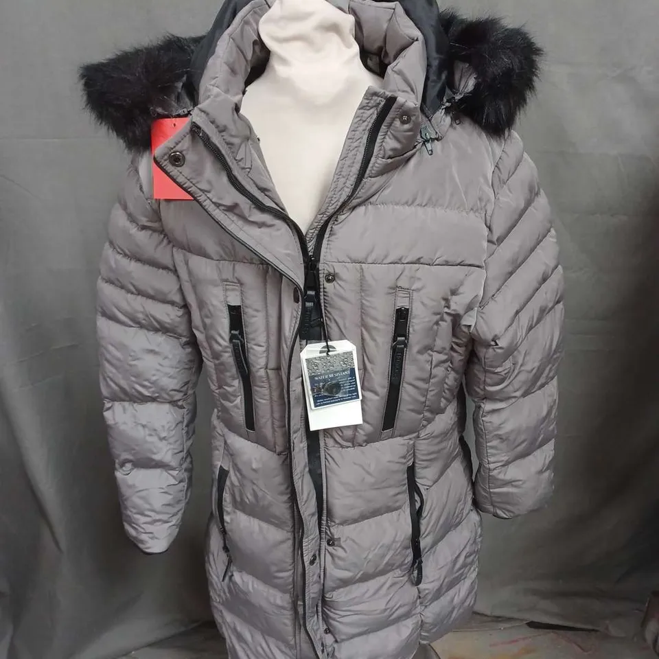 SPINDLE BOUTIQUE WATER RESISTANT COAT IN MARICLARE GREY SIZE L