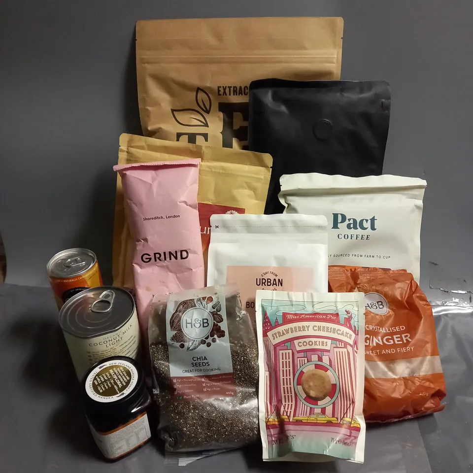APPROXIMATELY 12 ASSORTED FOOD/DRINK PRODUCTS TO INCLUDE - GRIND COFFEE BEANS - EXTRACT LOOSE LEAF TEA - H&B CHIA SEEDS - ETC