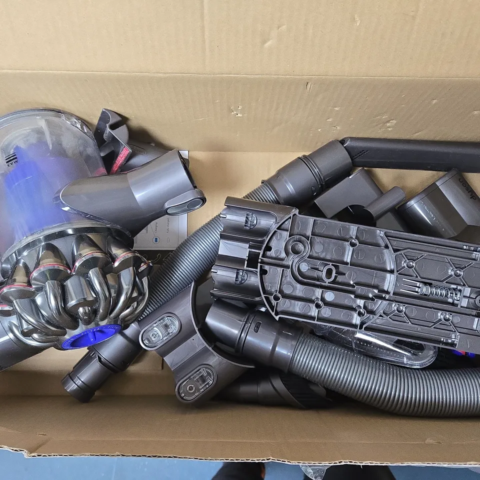 BOXED DYSON V6 ABSOLUTE