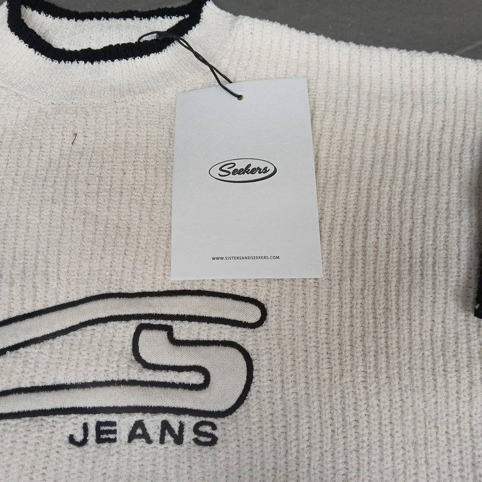 SISTER & SEEKERS TEXTURED KNIT JUMPER IN CREAM - S