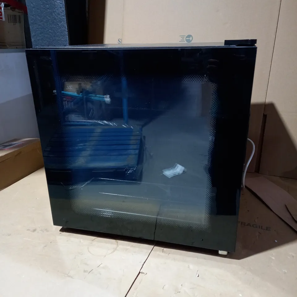 SWAN 43-LITRE MINI FRIDGE - BLACK RRP £129.99