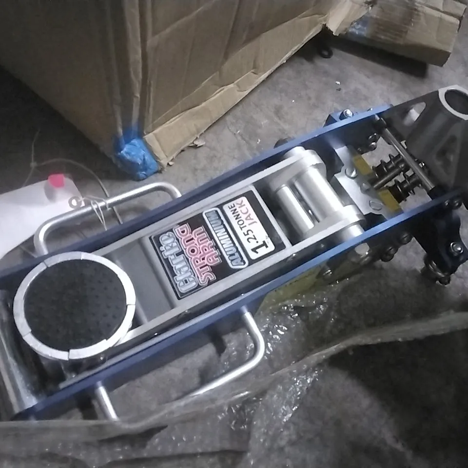 CLARKE CTJ1250AC 1.25 TONNE ALUMINIUM TROLLEY JACK
