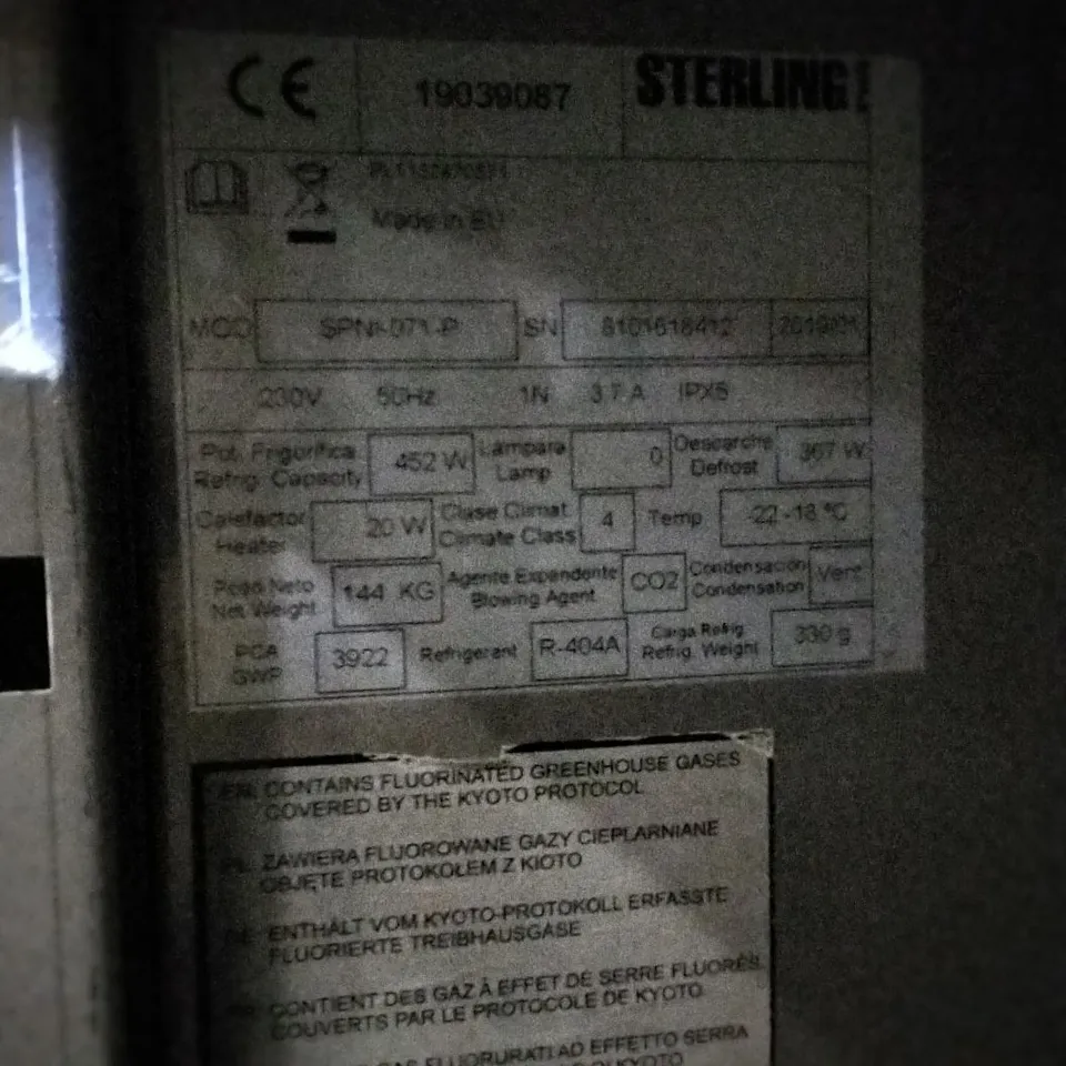 STERLING PRO COMMERCIAL TALL ONE DOOR REFRIGERATOR 