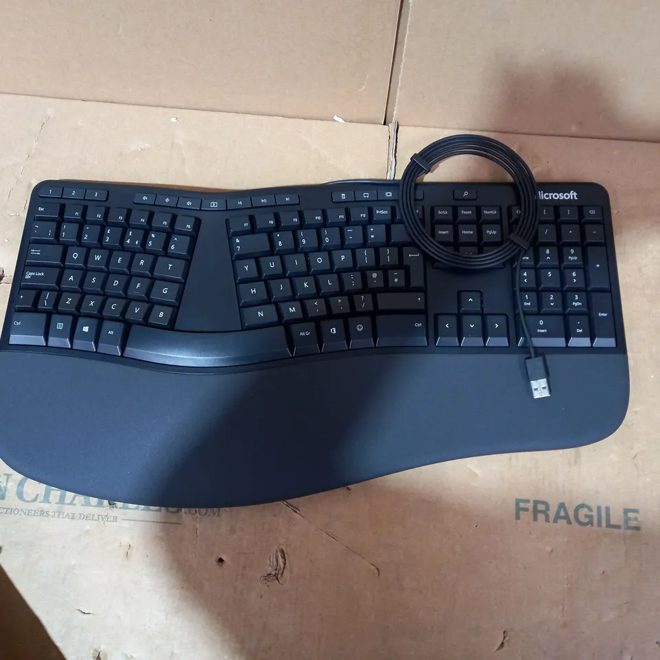 BOXED MICROSOFT ERGONOMIC KEYBOARD