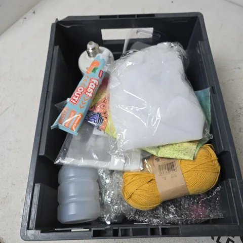 TOTE OF APPROXIMATELY 13 ASSORTED ITEMS TO INCLUDE: JOHN LEWIS FAN 
