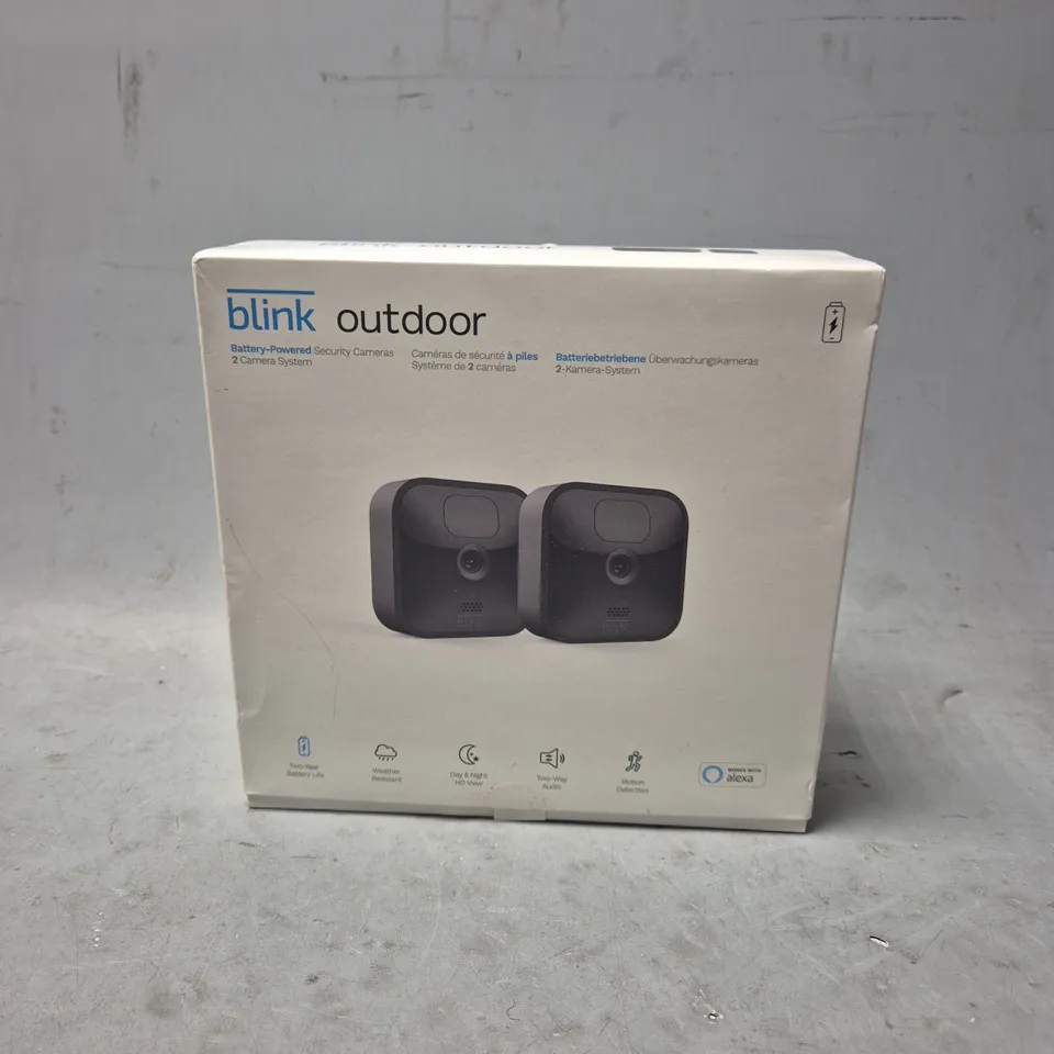 BOXED BLINK OUTDOOR BATTERY POWERED SECURITY CAMERAS