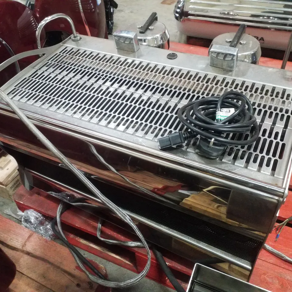 HYDRA MVP SYNMVP2 2-GROUP COMMERCIAL ESPRESSO/COFFEE MACHINE