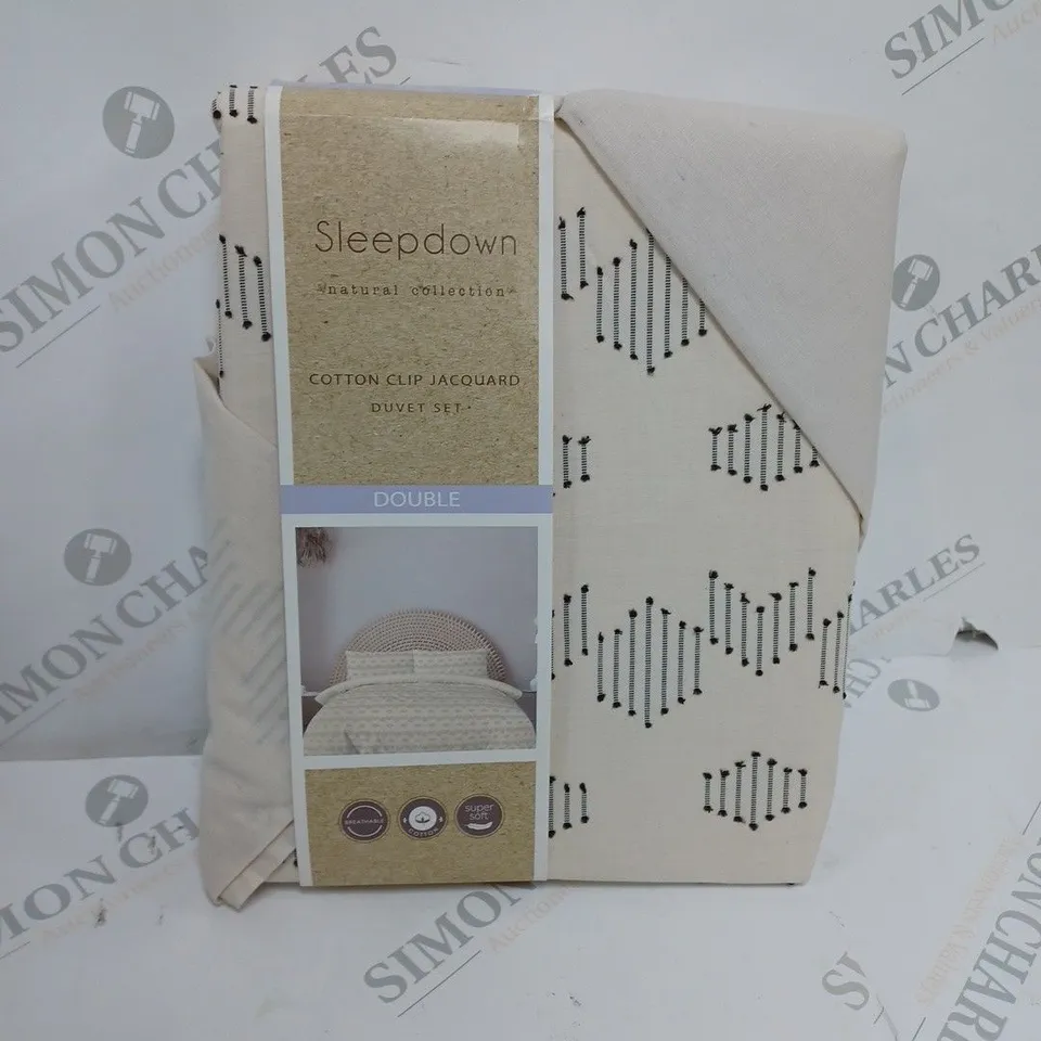 SLEEPDOWN NATURAL COLLECTION COTTON CLIP JACQUARD DOUBLE DUVET SET 