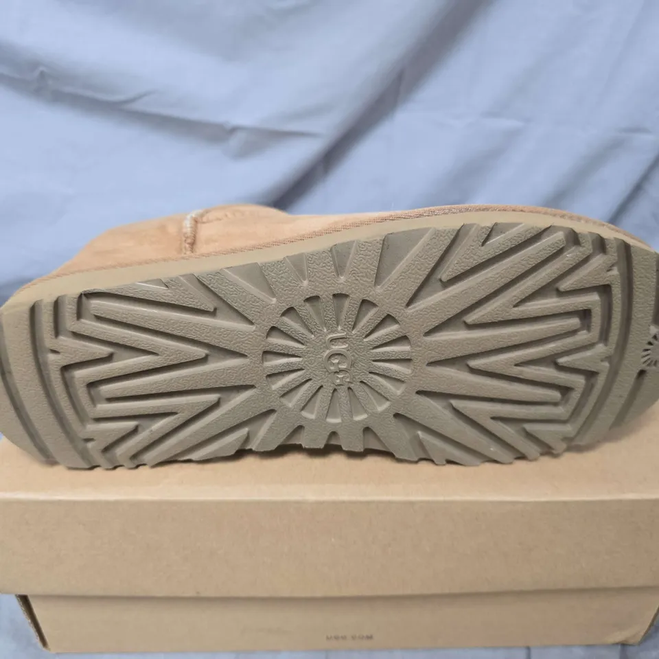 BOXED PAIR OF UGG WOMENS CLASSIC ULTRA MINI IN BROWN - UK 6