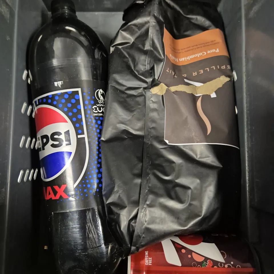 APPROXIMATELY 10 ASSORTED FOOD/DRINK PRODUCTS TO INCLUDE MONSTER DRINK, HILLTOP HONEY, FIX8 KOMBUCHA ETC 
