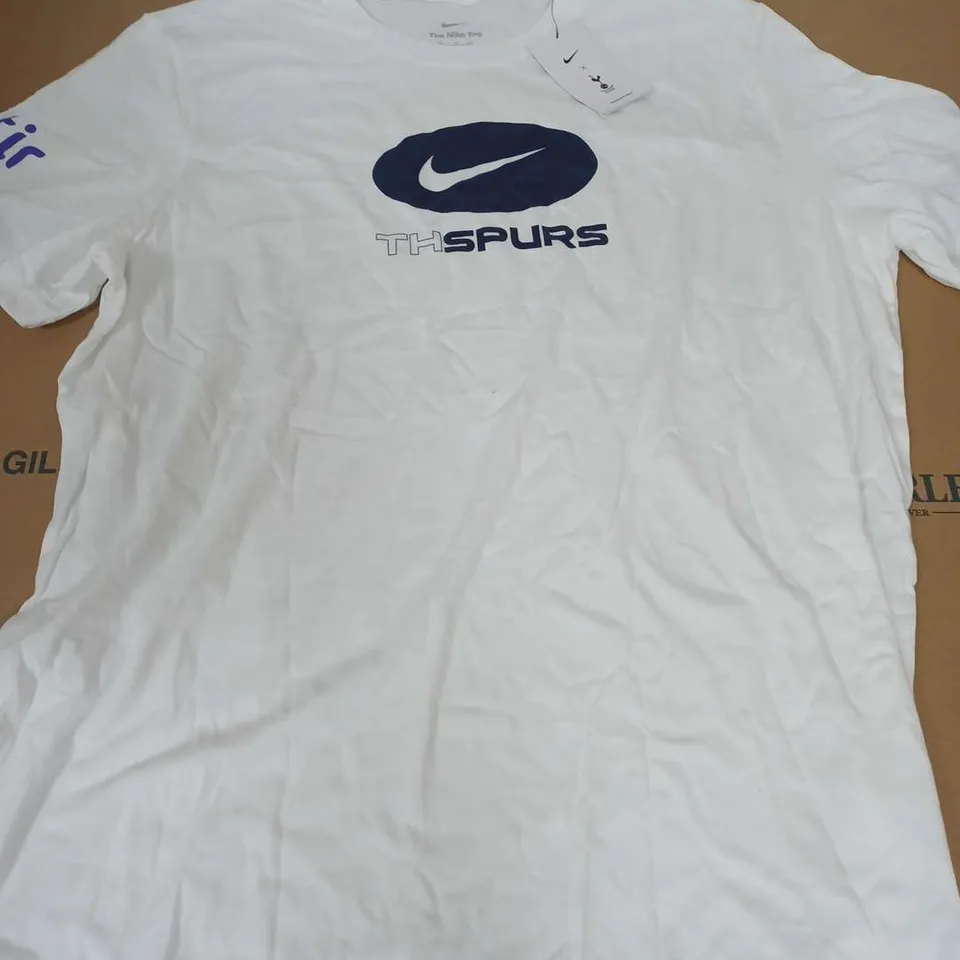 NIKE THSPURS THE NIKE TEE IN WHITE - XXL
