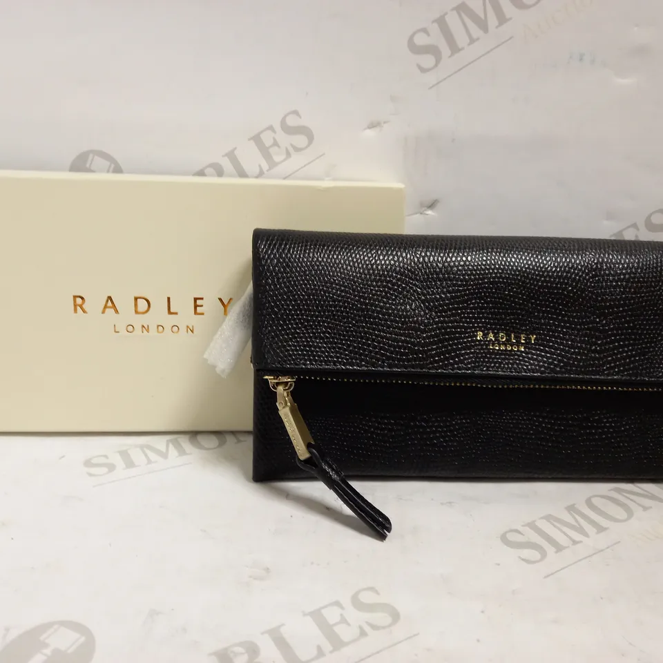 RADLEY LONDON FAUX LEATHER PURSE IN BLACK