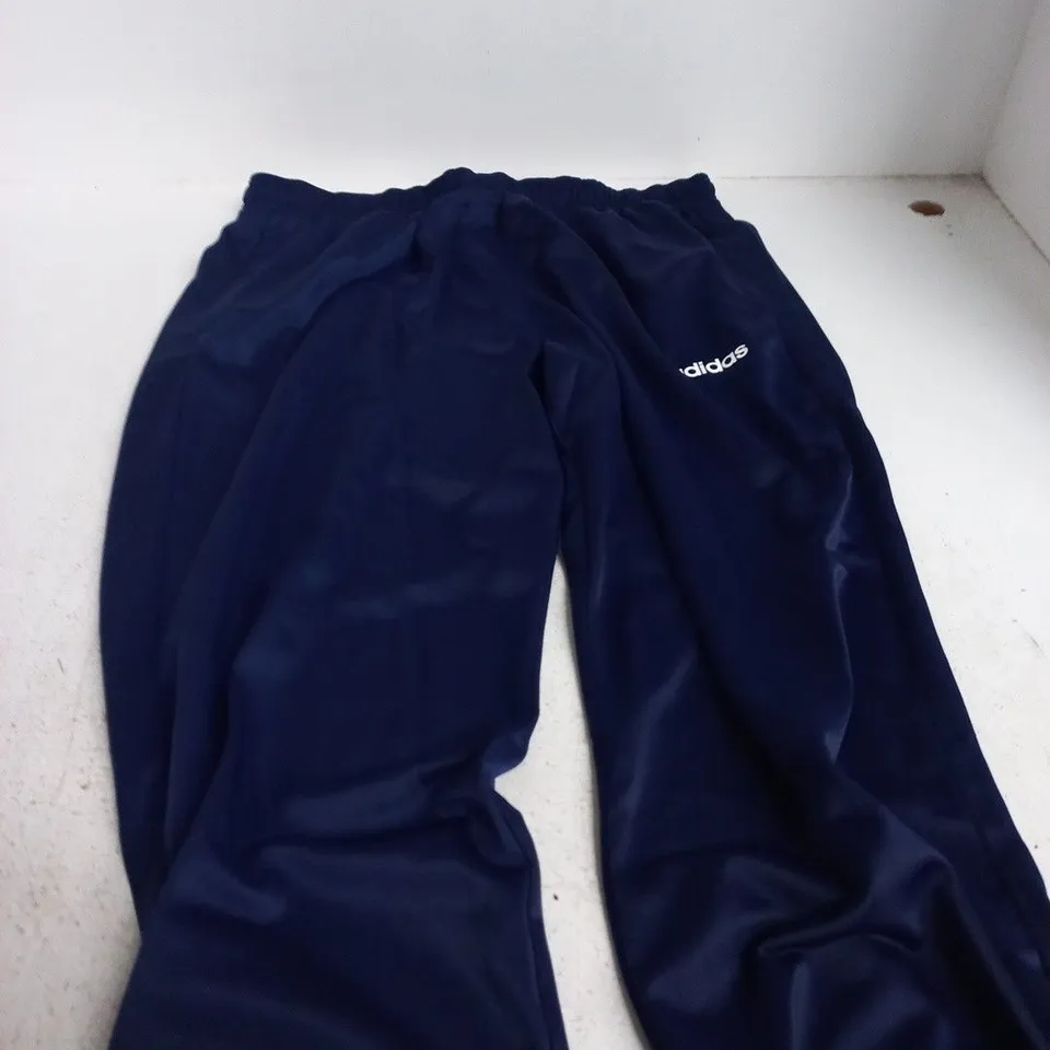 ADIDAS NAVY TRACK PANTS – UK L (L/XL) MEN’S