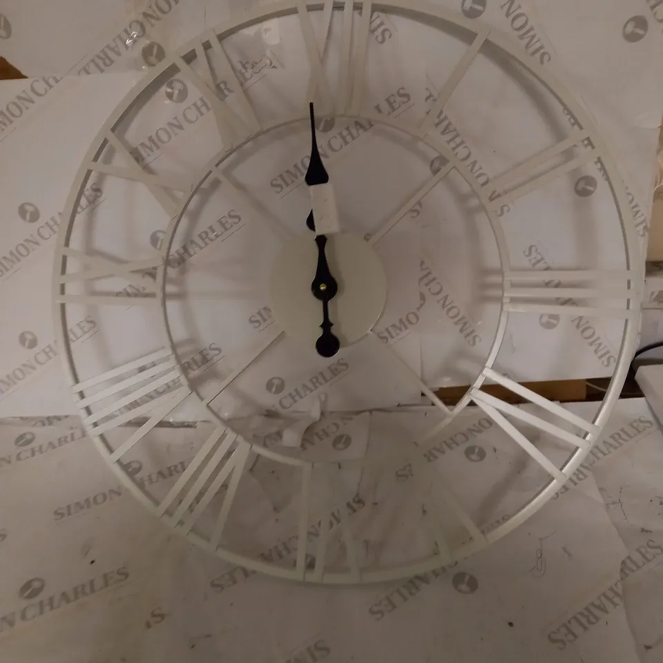 BOXED LARGE METAL WALL CLOCK  IN CREAM (60CM DIAMETER)