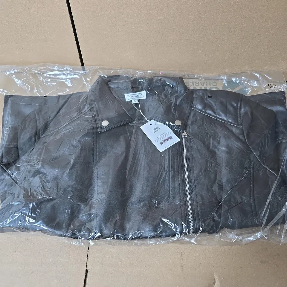 TAMSY BLACK ZIP UP FAUX LEATHER JACKET - XL