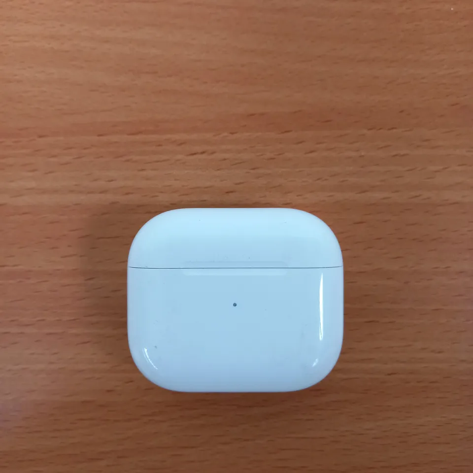 APPLE AIRPOD 3RD GENERATION