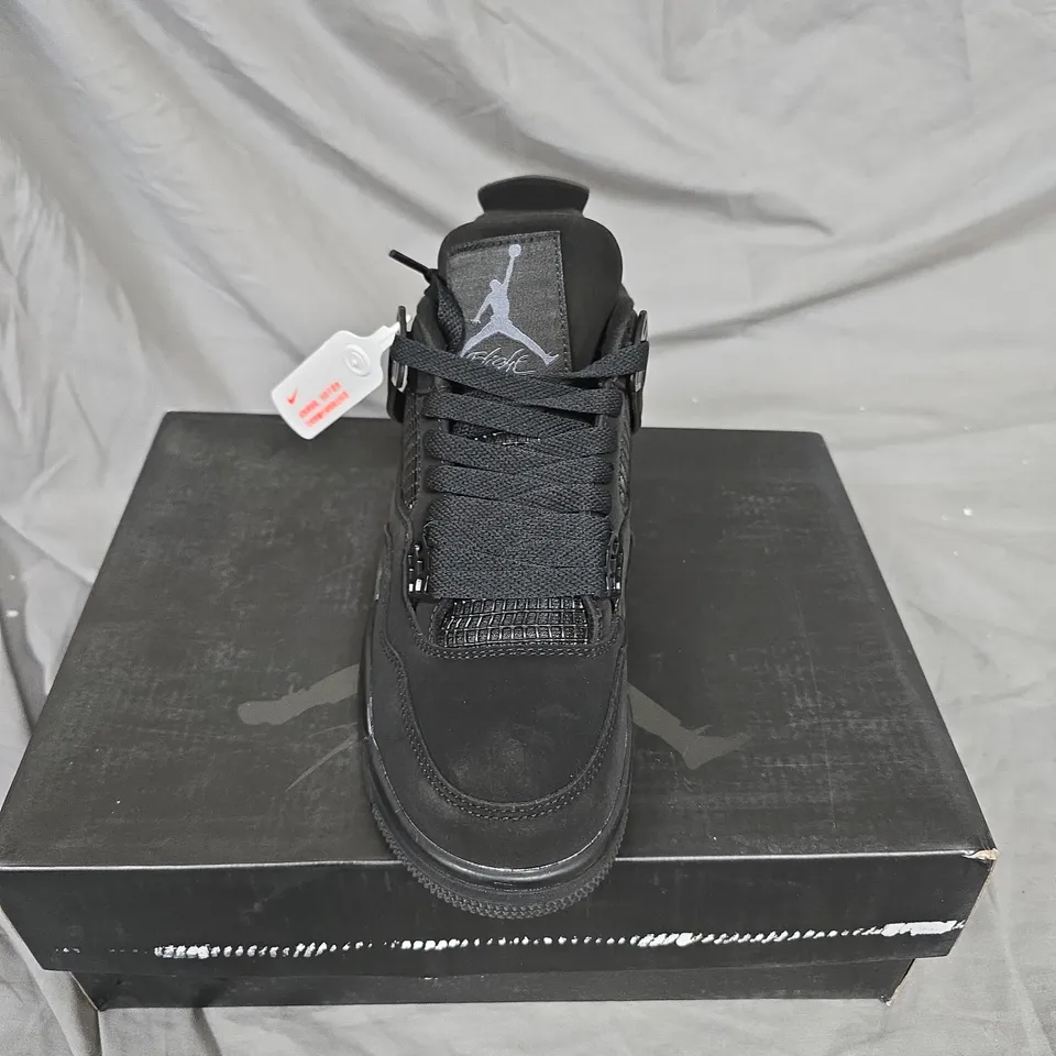 AIR JORDAN 4 RETRO TRAINERS  – BLACK/WOLF GREY/MEDIUM GREY – UK 6 