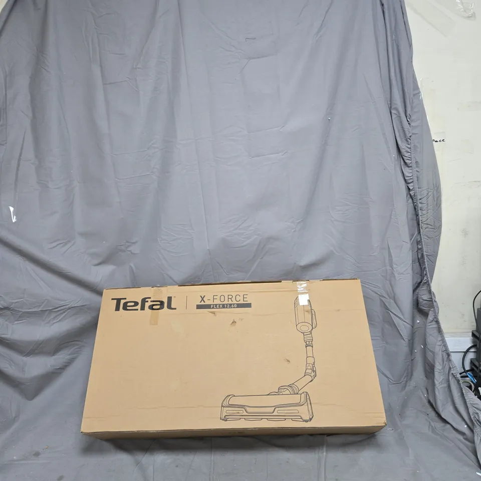 TEFAL X-FORCE VACUUM CLEANER – BOXED