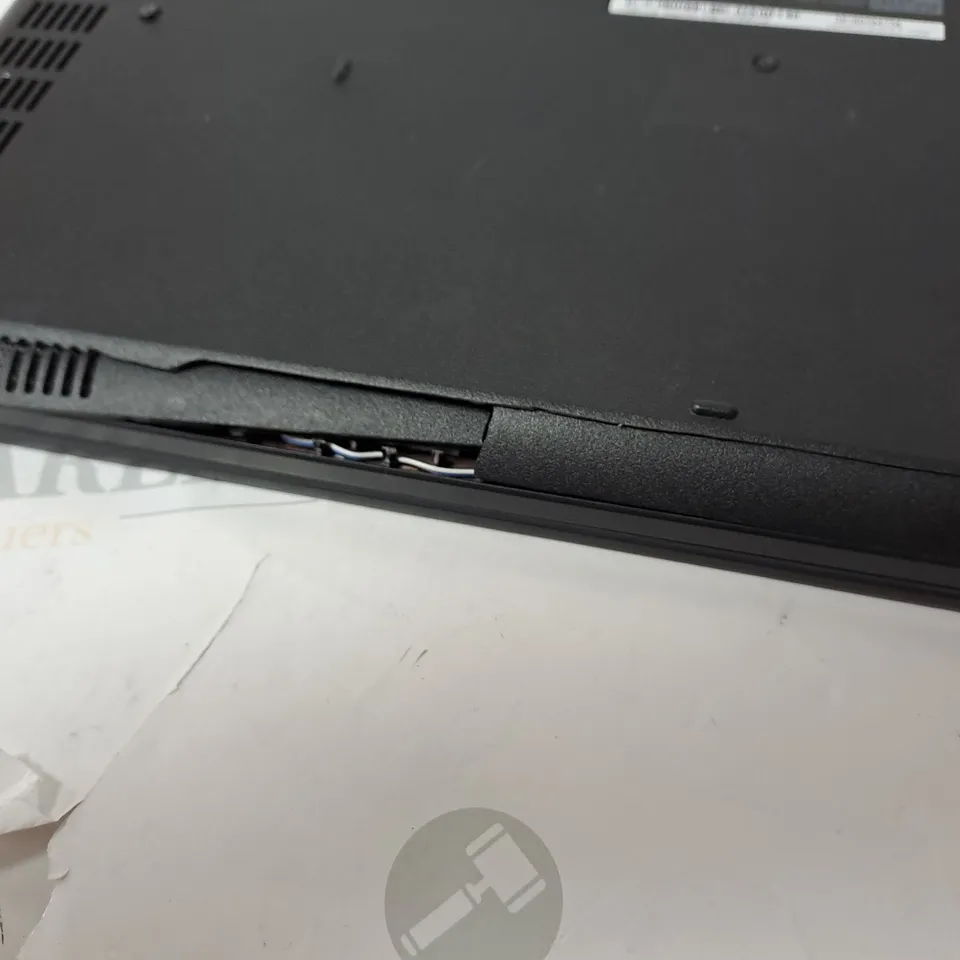 DELL LATITUDE 5570 LAPTOP SERIAL #HZYVVMC2