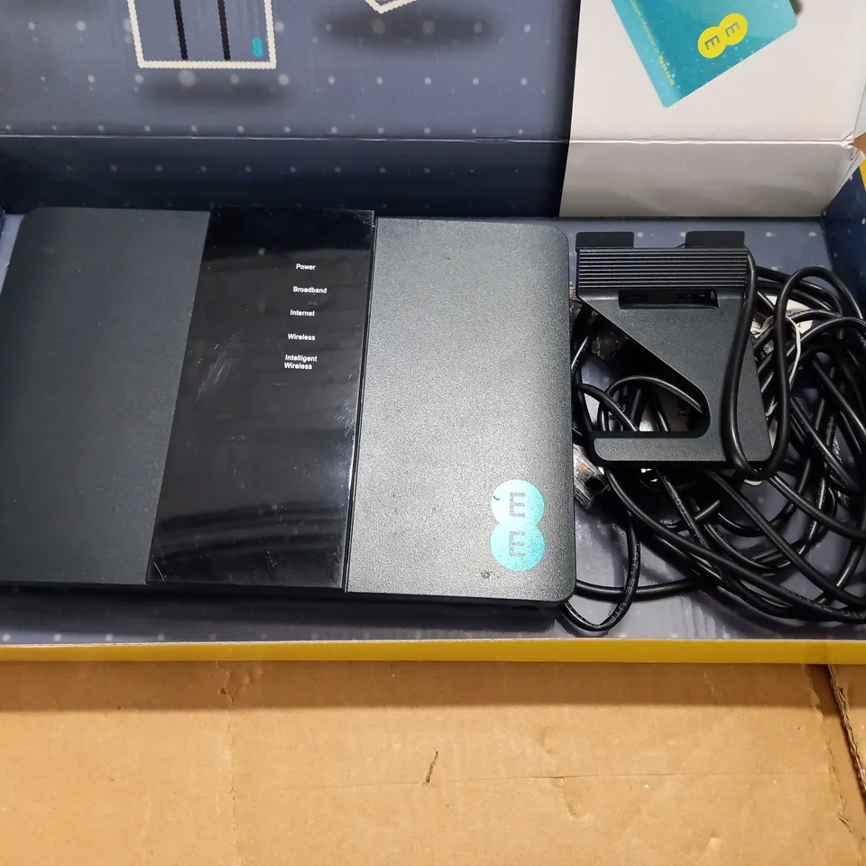 EE BRIGHT BOX 2 WIRELESS ROUTER