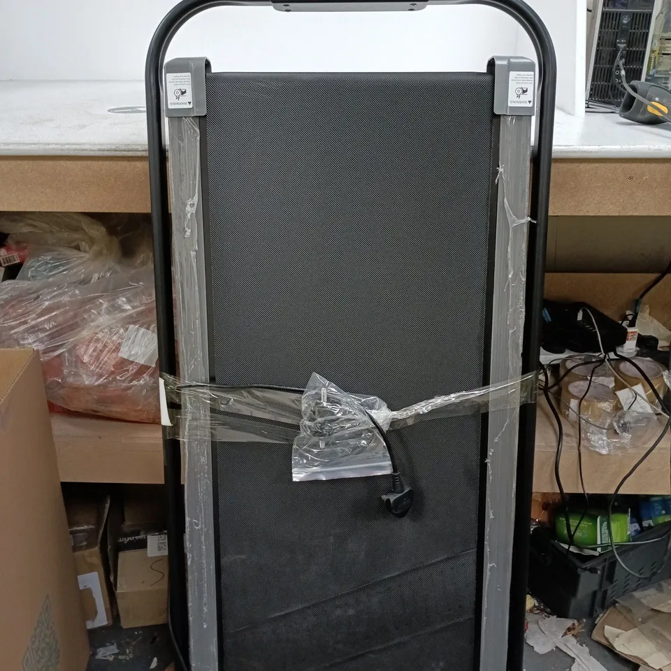 FOLDABLE TREADMILL – EXERCISE MACHINE