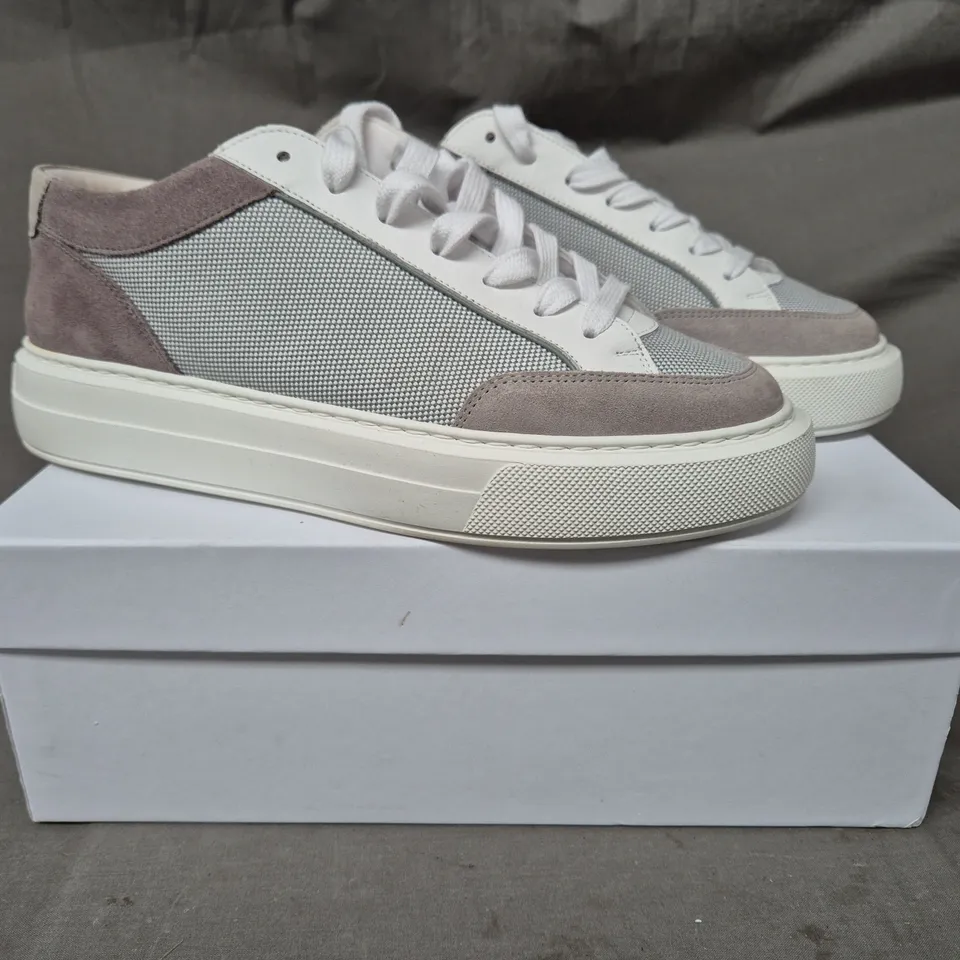 BOXED PAIR OF CLEENS LUXOR SNEAKERS IN WHITE GREY UK SIZE 11