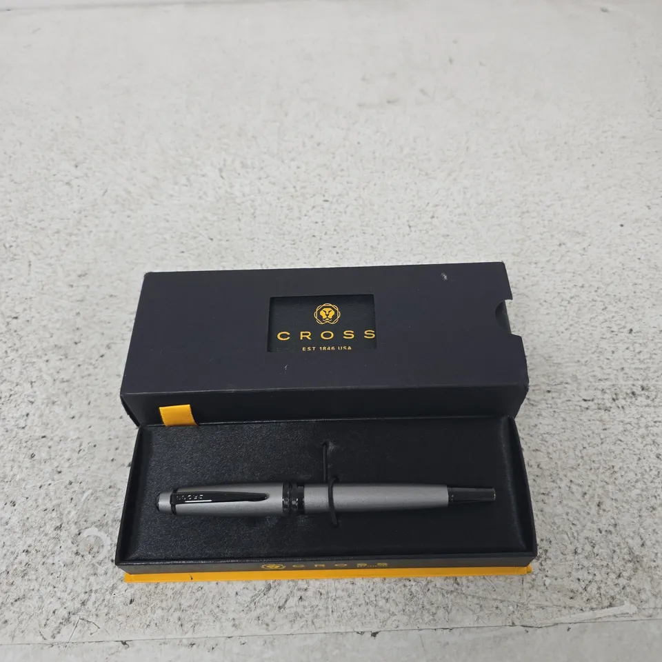 CROSS BALLPOINT PEN IN PRESENTATION BOX