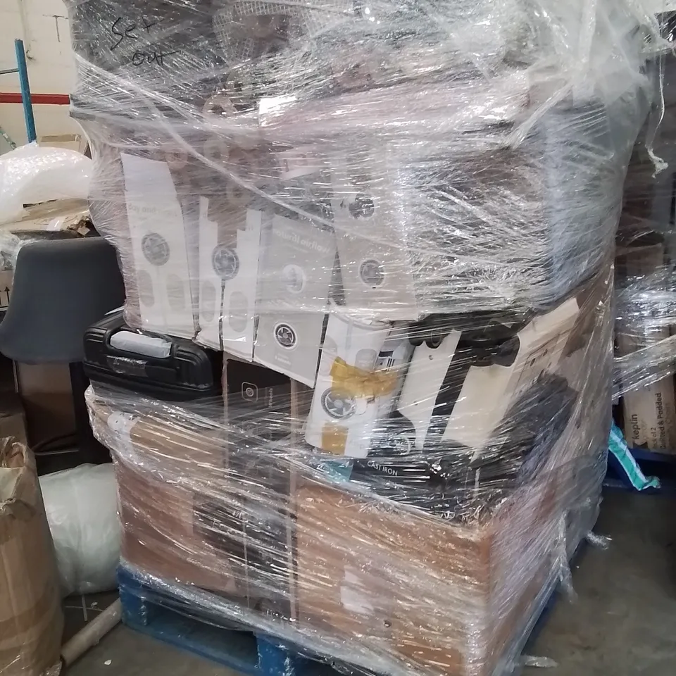 PALLET OF ASSORTED HOUSEHOLD GOODS AND PRODUCTS TO INCLUDE;SUITCASE,AIR FRYER,PARASOL,CAMPING WAGON