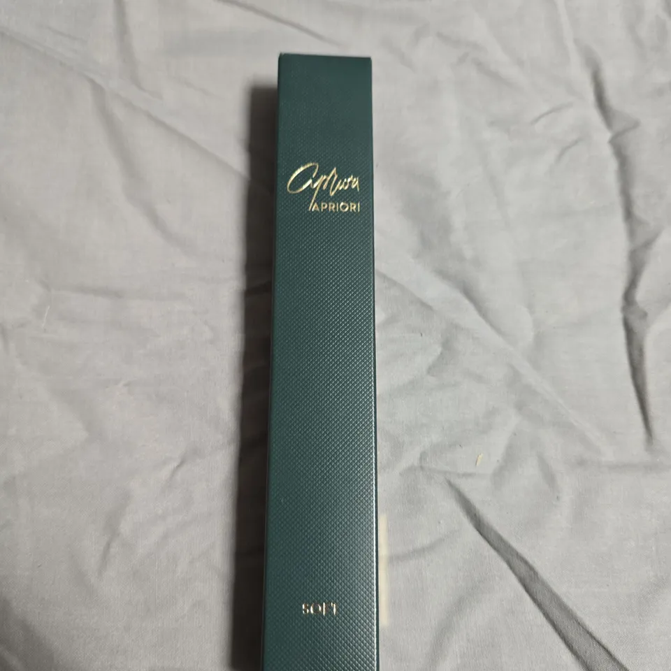 APPROXIMATELY 140 APRIORI TOOTHBRUSH – BRITISH RACING GREEN GOLD, SOFT BRISTLES