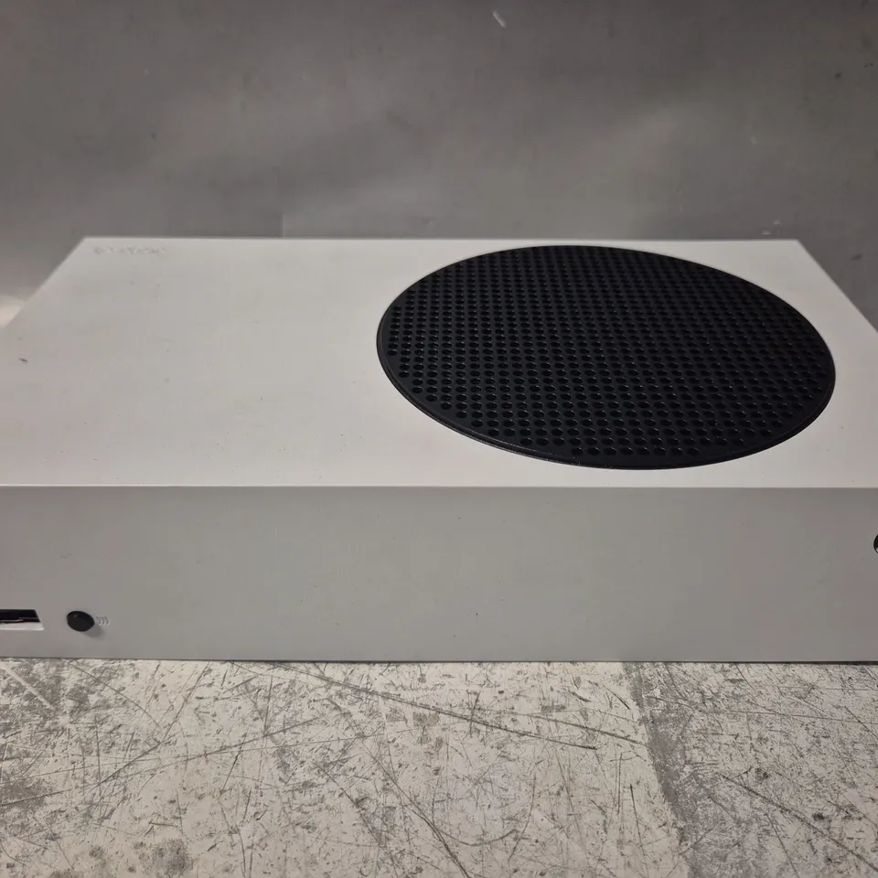 MICROSOFT XBOX SERIES S GAMES CONSOLE