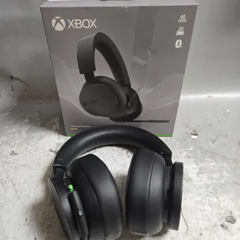BOXED XBOX 2065 WIRELESS GAMING HEADSET 