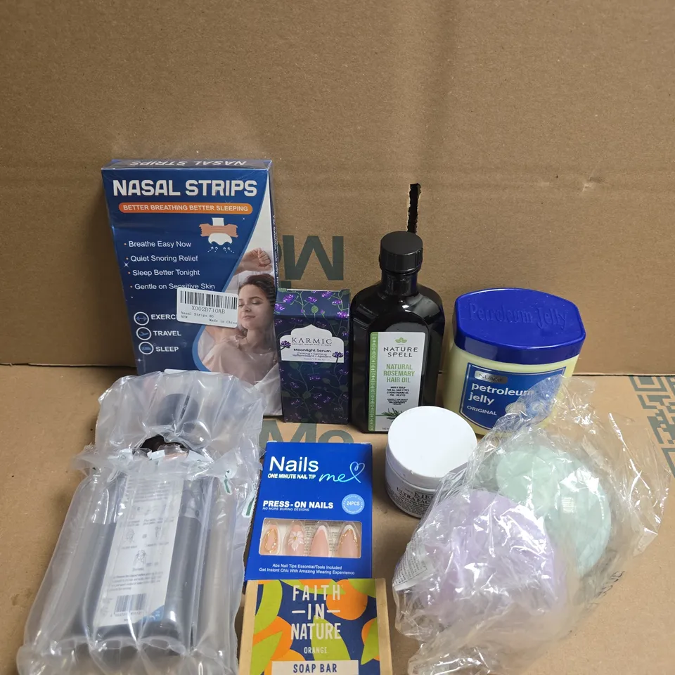 APPROXIMATELY 15 ASSORTED HEALTH & BEAUTY PRODUCTS TO INCLUDE FALSE NAILS , NASAL STRIPS AND NATURE SPELL
