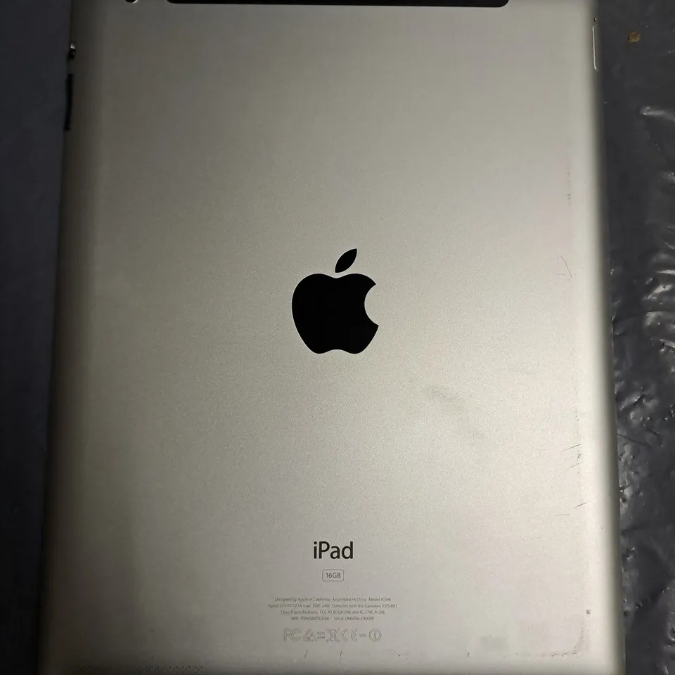 APPLE IPAD 2 (A1396)