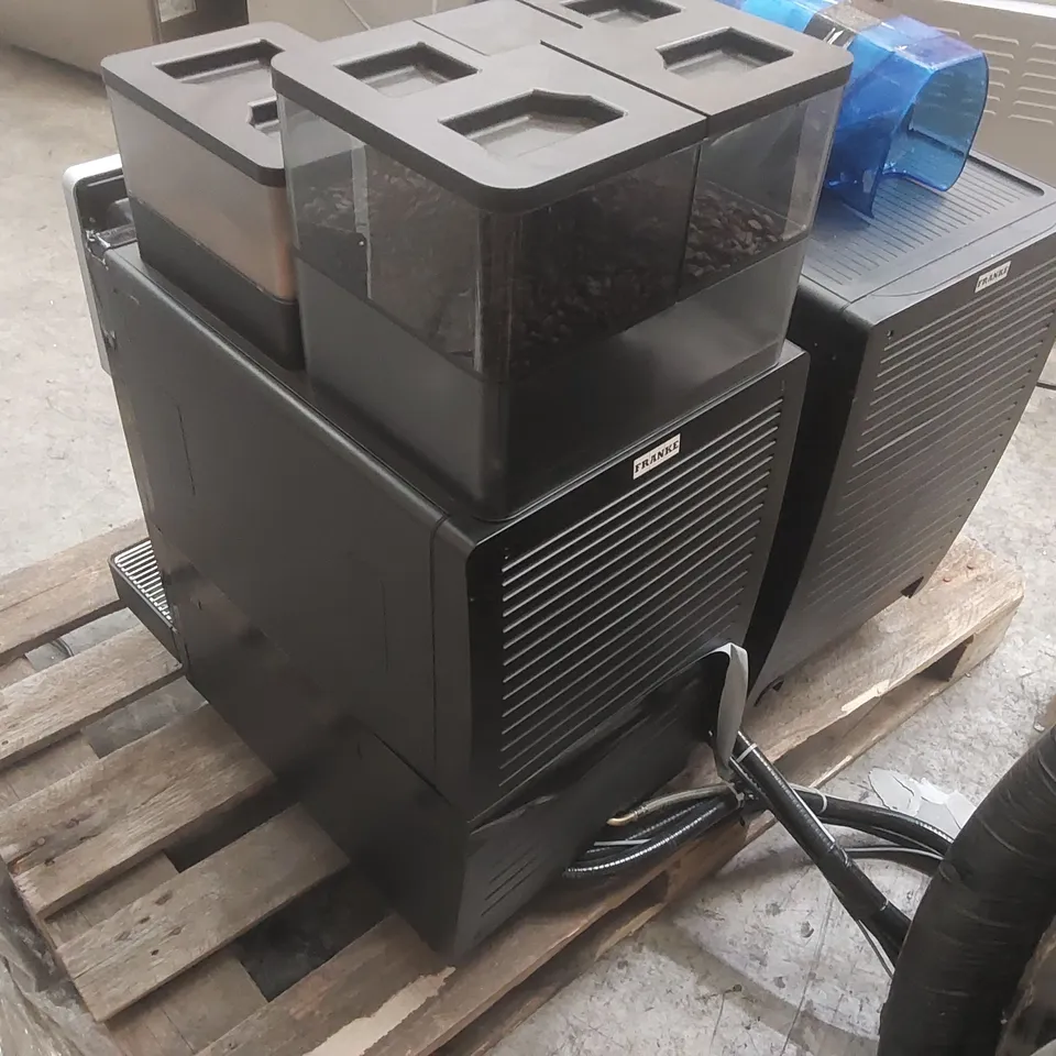 FRANKE A600 AUTOMATIC COFFEE/CHOCOLATE MACHINE WITH MILK COOLER ATTACHMENT