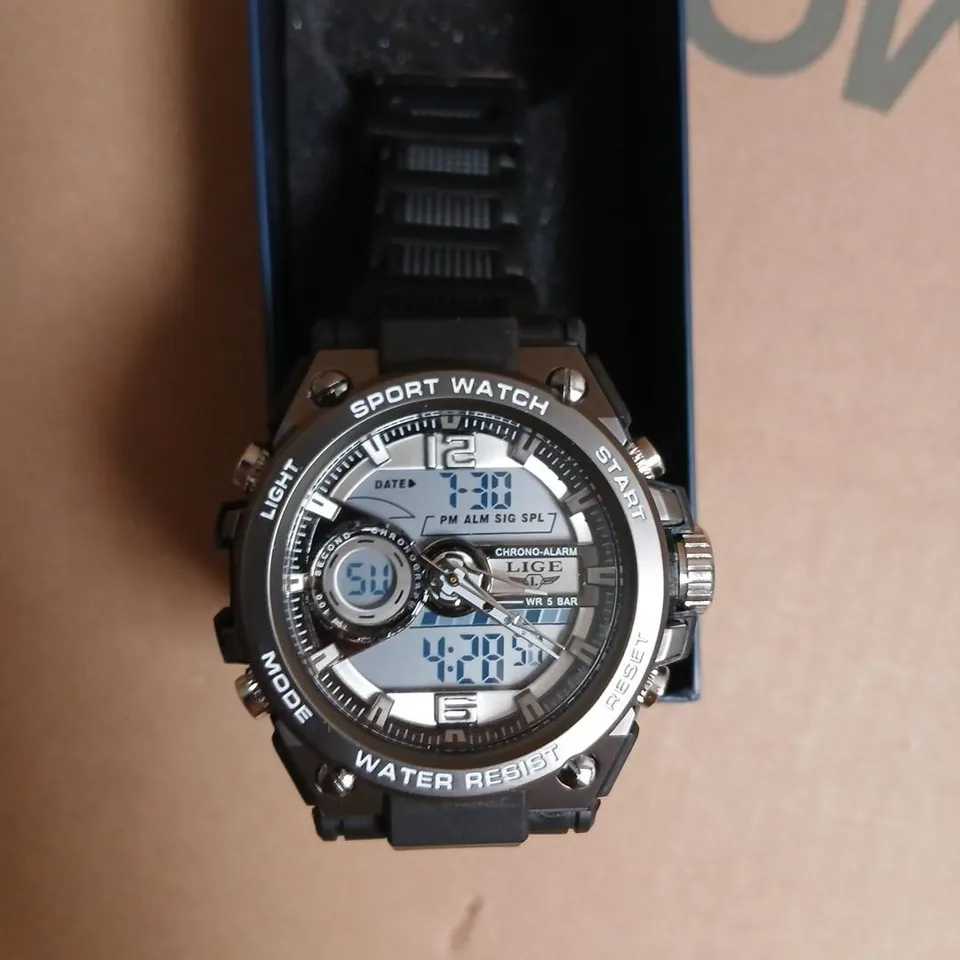 LIGE SPORT WATCH – DIGITAL-ANALOG, BLACK RESIN STRAP