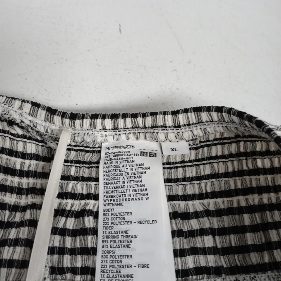 CECILIE BAHNSEN FOR UNIQLO OFF WHITE GINGHAM SHIRRED SKIRT – XL