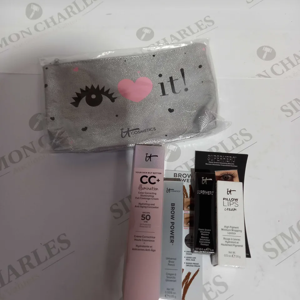 IT COSMETICS GIFT SET 