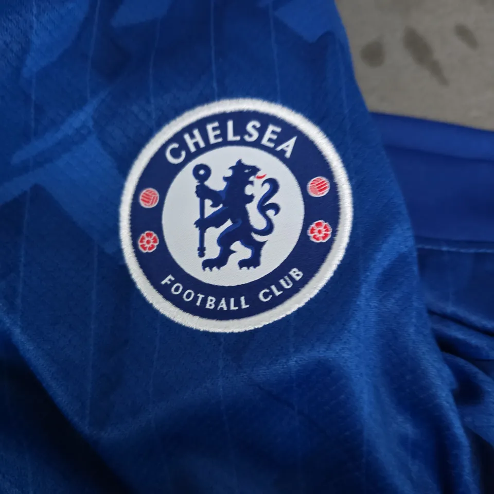 NIKE CHELSEA FC HOME FOOTBALL JERSEY – UK XL