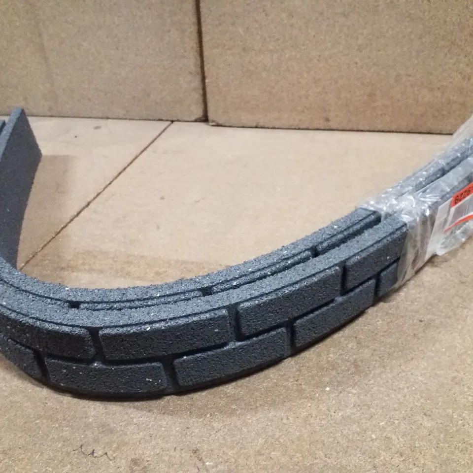 AVY 9CM H × 122CM W GREY COMPOSITE LAWN EDGING